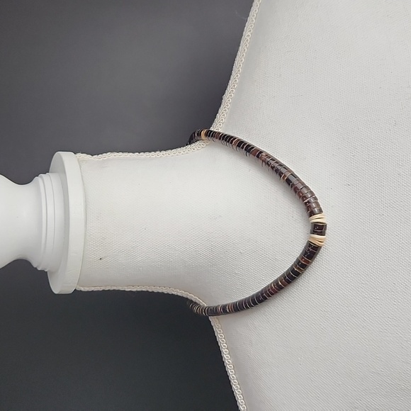 Hand Crafted Jewelry - 1970s Pen Shell Heishi Choker Necklace, Santo Domingo Jewelry